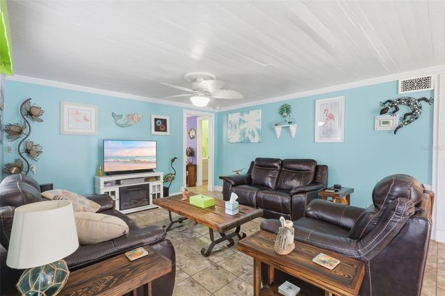 460 ALHAMBRA AVENUE, De Leon Springs, FL 32130