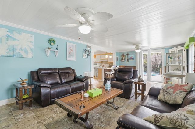 460 ALHAMBRA AVENUE, De Leon Springs, FL 32130