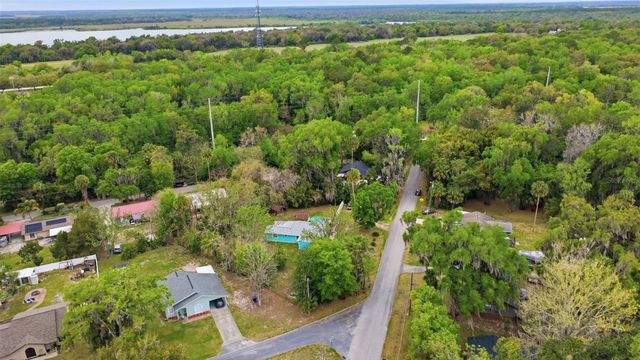 460 ALHAMBRA AVENUE, De Leon Springs, FL 32130