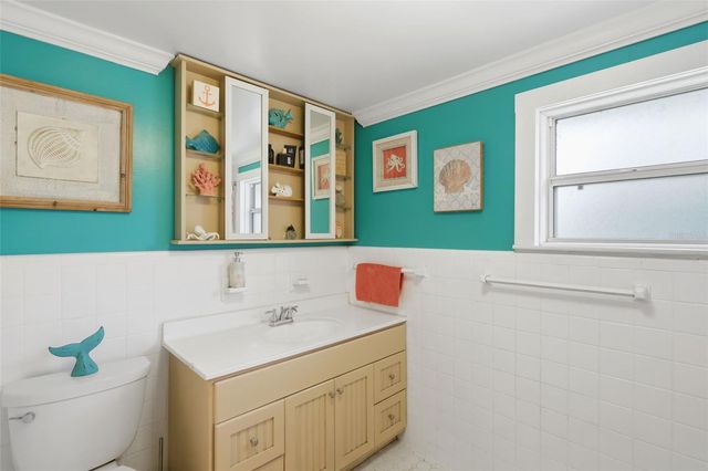 460 ALHAMBRA AVENUE, De Leon Springs, FL 32130