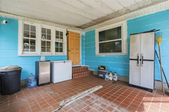 460 ALHAMBRA AVENUE, De Leon Springs, FL 32130