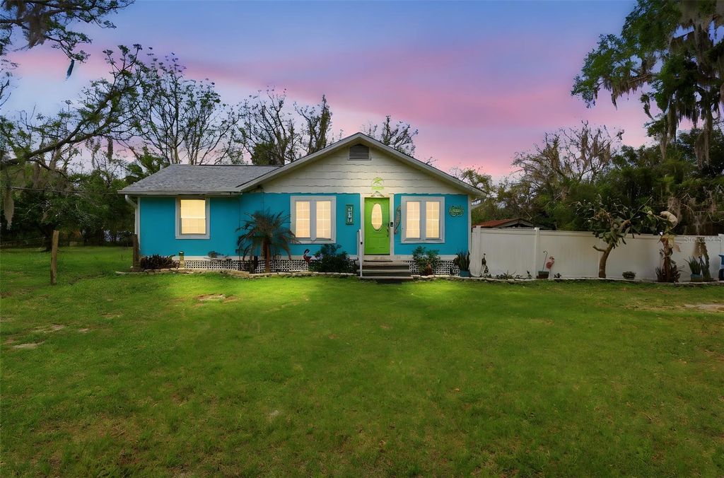 460 ALHAMBRA AVENUE, De Leon Springs, FL 32130