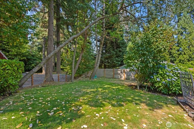 18224 24th Avenue NE, Shoreline, WA 98155