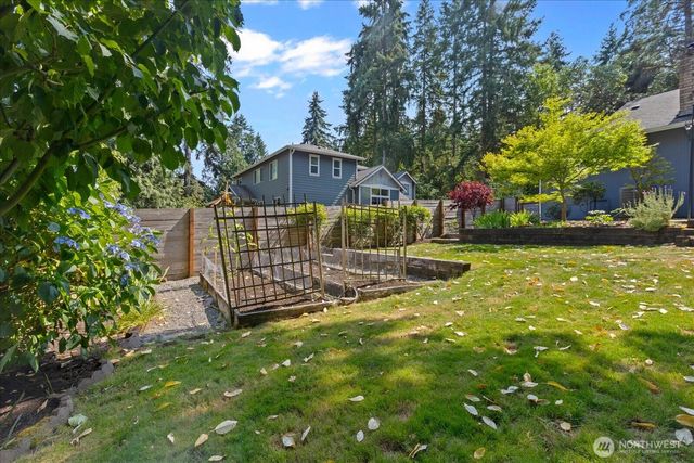 18224 24th Avenue NE, Shoreline, WA 98155