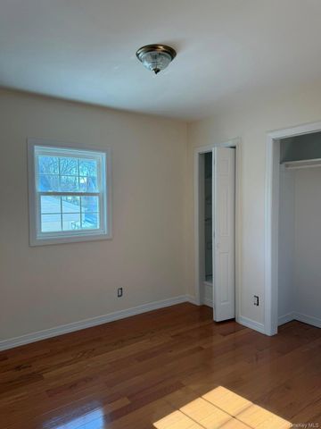 168 Woodycrest Drive, Farmingville, NY 11738