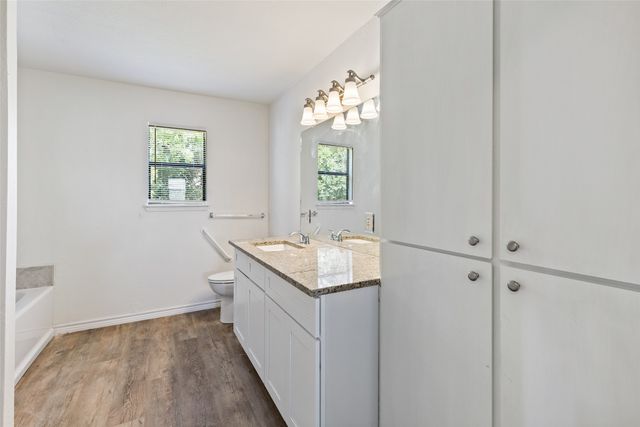 420 S Riggins Street, Anna, TX 75409