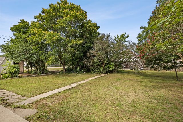 420 S Riggins Street, Anna, TX 75409