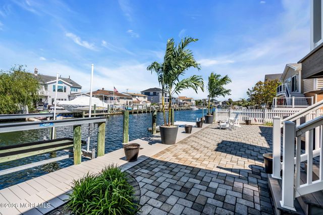 30 Channel Road, Toms River, NJ 08753