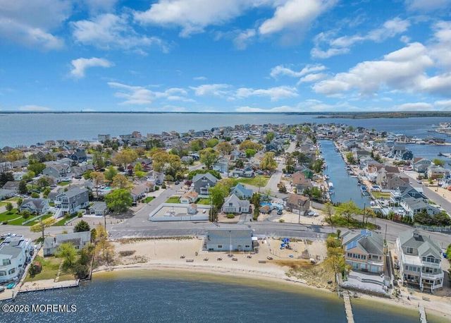30 Channel Road, Toms River, NJ 08753