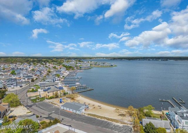 30 Channel Road, Toms River, NJ 08753