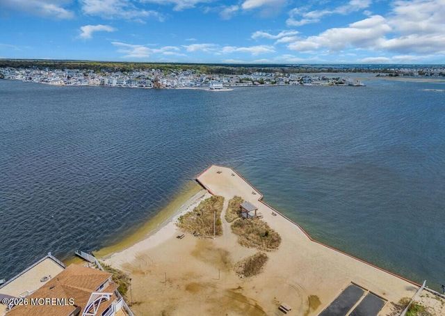 30 Channel Road, Toms River, NJ 08753