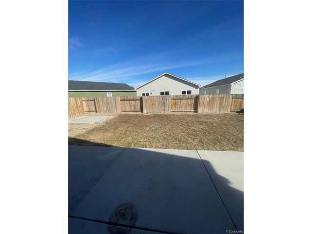 407 Keene Pl, Keenesburg, CO 80643