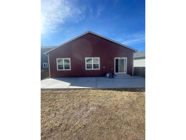 407 Keene Pl, Keenesburg, CO 80643