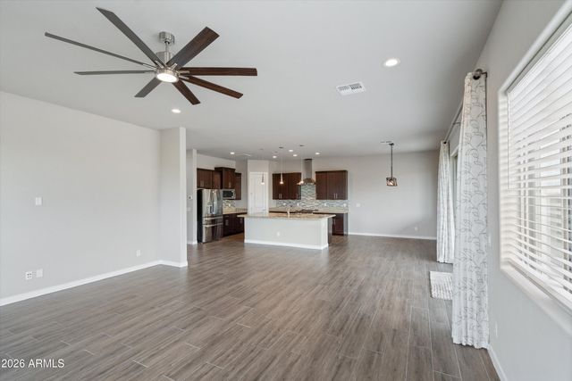 35819 N 17TH Avenue, Phoenix, AZ 85086