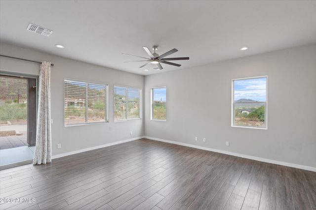 35819 N 17TH Avenue, Phoenix, AZ 85086