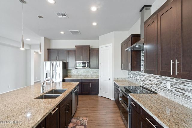 35819 N 17TH Avenue, Phoenix, AZ 85086