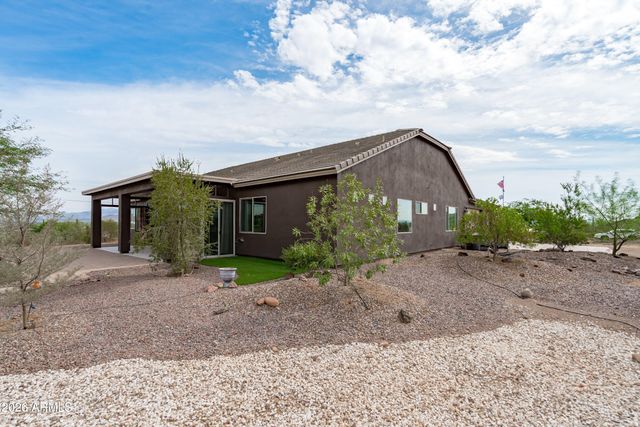 35819 N 17TH Avenue, Phoenix, AZ 85086