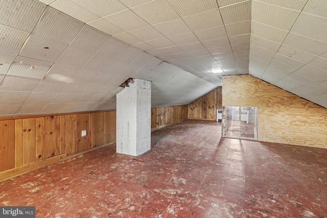 5512 LARKIN AVE, Harrisburg, PA 17112