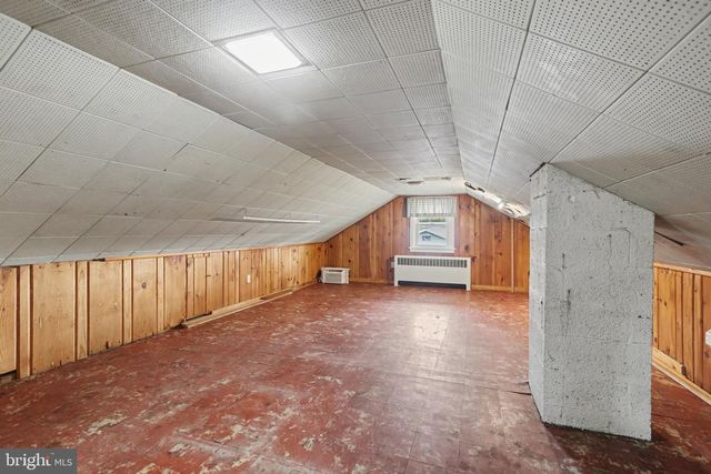 5512 LARKIN AVE, Harrisburg, PA 17112