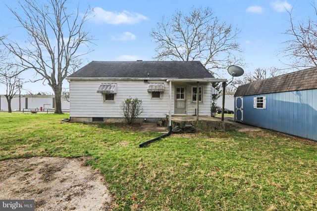 5512 LARKIN AVE, Harrisburg, PA 17112