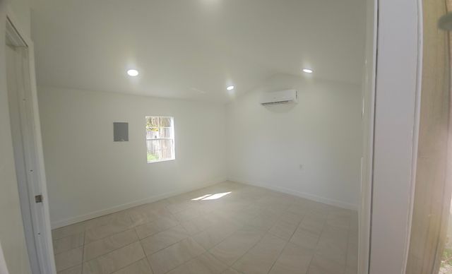 1133 NE 15th Avenue 17, Fort Lauderdale, FL 33304