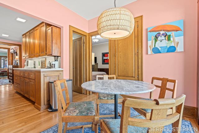 43 E Main Avenue, Zeeland, MI 49464
