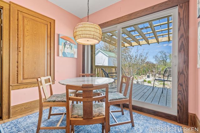 43 E Main Avenue, Zeeland, MI 49464