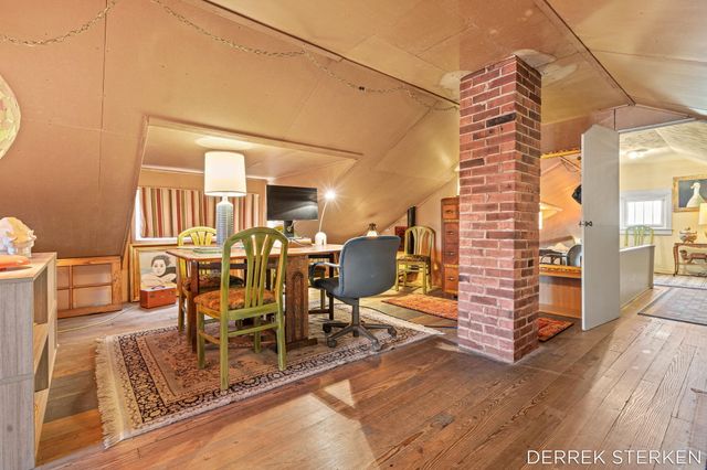 43 E Main Avenue, Zeeland, MI 49464