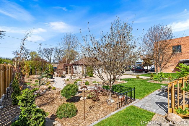 43 E Main Avenue, Zeeland, MI 49464