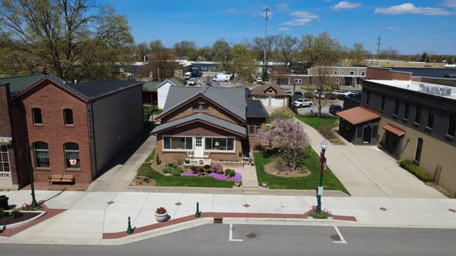 43 E Main Avenue, Zeeland, MI 49464
