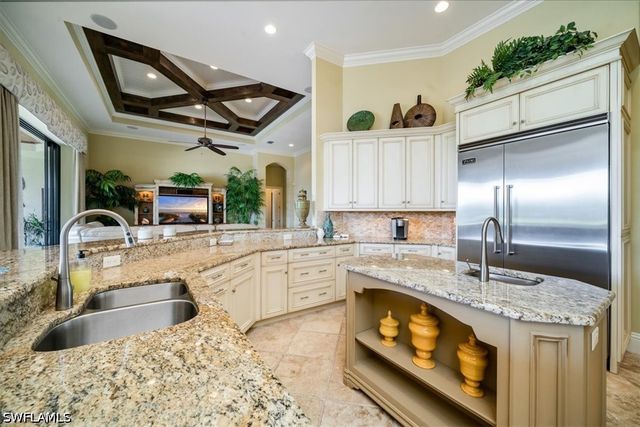 6113 Sunnyslope DR, Naples, FL 34119