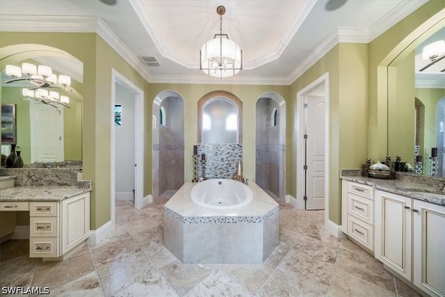 6113 Sunnyslope DR, Naples, FL 34119