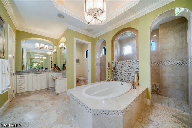 6113 Sunnyslope DR, Naples, FL 34119