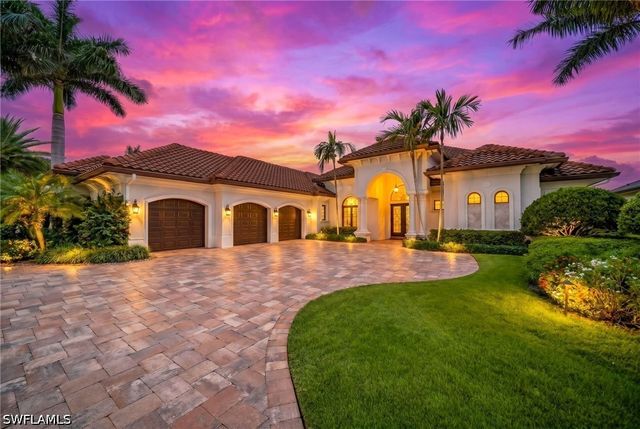 6113 Sunnyslope DR, Naples, FL 34119