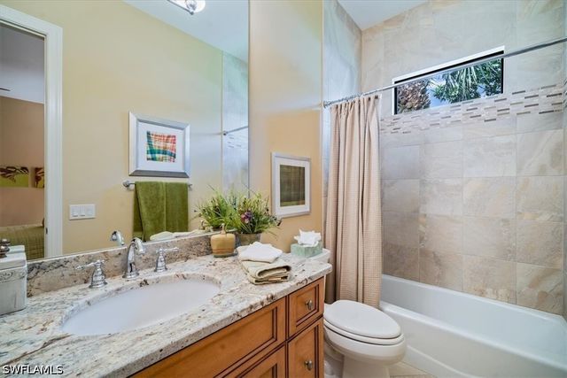 6113 Sunnyslope DR, Naples, FL 34119