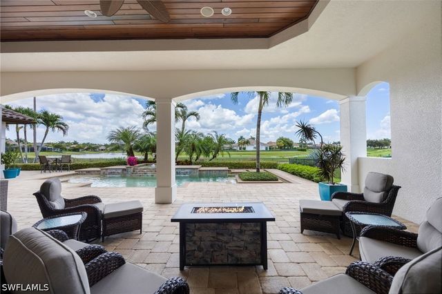 6113 Sunnyslope DR, Naples, FL 34119