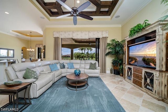 6113 Sunnyslope DR, Naples, FL 34119