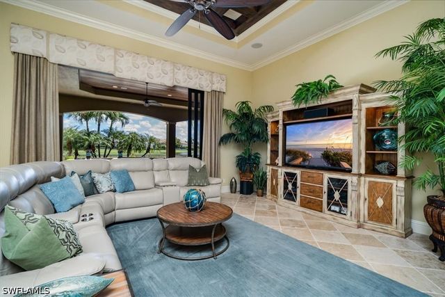 6113 Sunnyslope DR, Naples, FL 34119