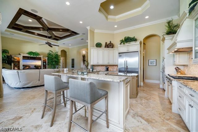 6113 Sunnyslope DR, Naples, FL 34119
