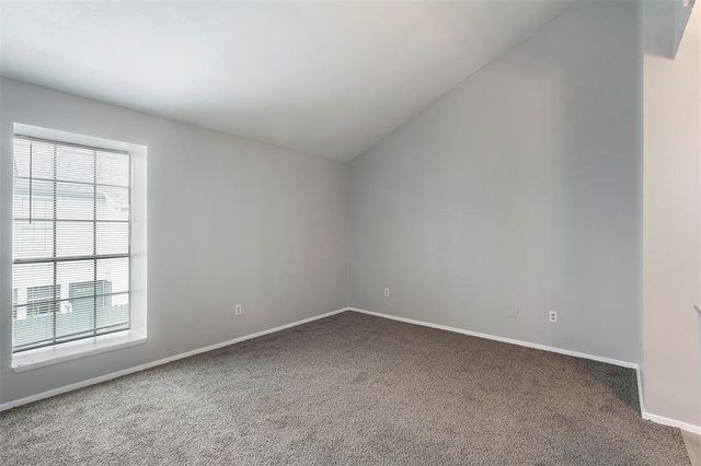 8704 Victorian Village Drive 8704, Houston, TX 77071