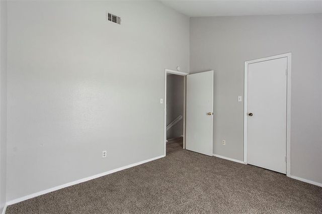 8704 Victorian Village Drive 8704, Houston, TX 77071