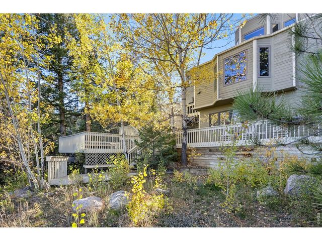 1784 Deer Trail Rd, Boulder, CO 80302