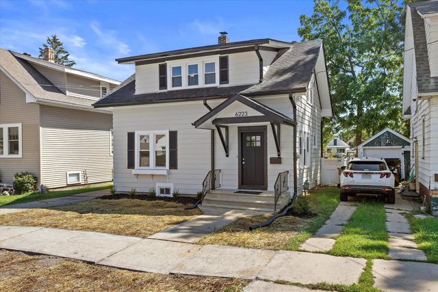 6223 37th AVENUE, Kenosha, WI 53142
