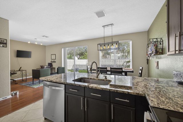 4159 Lake Tahoe Circle, West Palm Beach, FL 33409