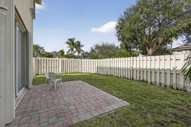 4159 Lake Tahoe Circle, West Palm Beach, FL 33409