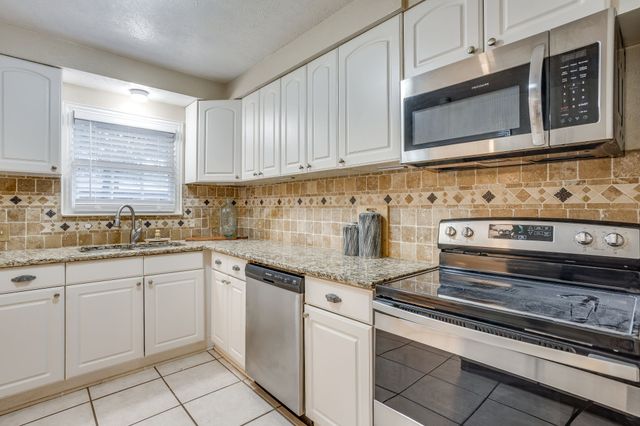 3500 Corto Avenue, Fort Worth, TX 76109