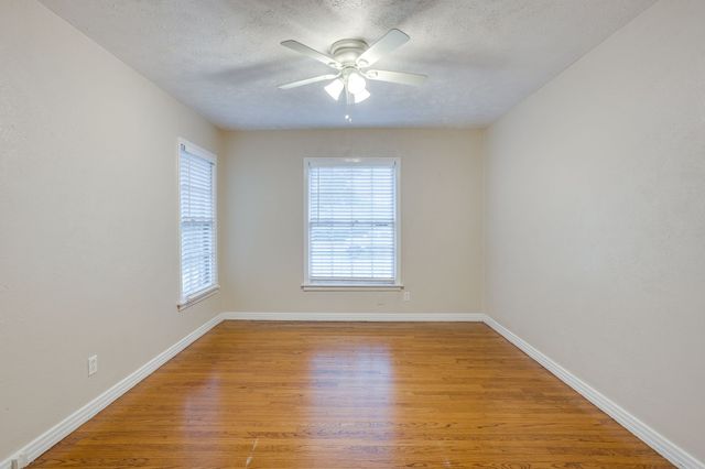 3500 Corto Avenue, Fort Worth, TX 76109
