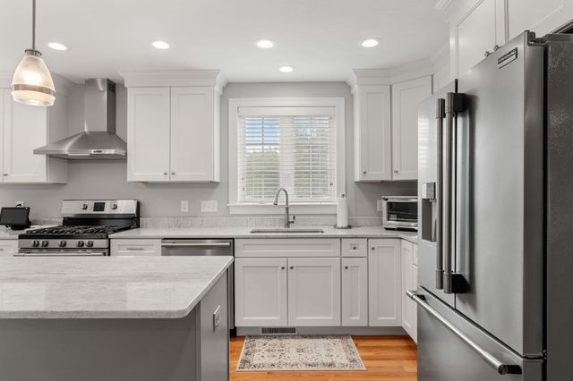 155 East St, Tewksbury, MA 01876