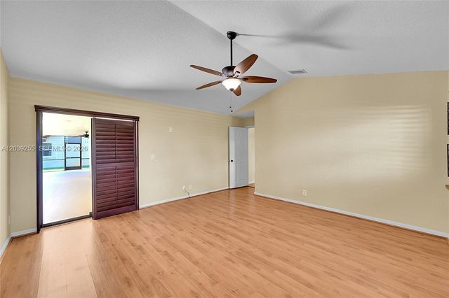 4745 NW 99th Ln 4745, Coral Springs, FL 33076