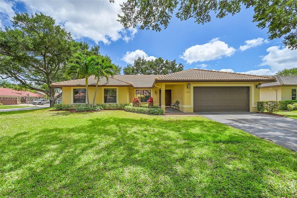 4745 NW 99th Ln 4745, Coral Springs, FL 33076